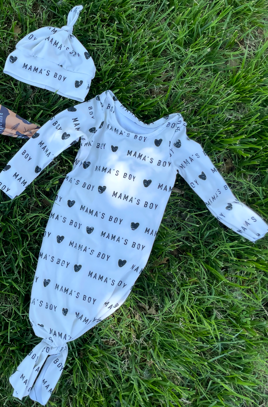 Mama’s boy knotted gown